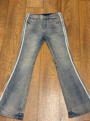 Look online Джинсы 46