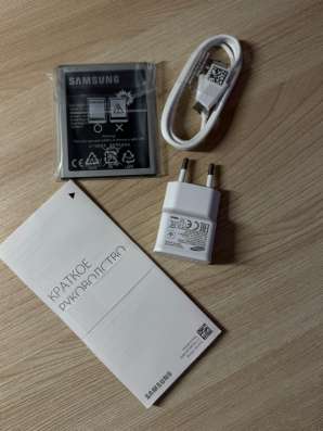 Телефон Samsung Galaxy J4 2018 в Котласе фото 3