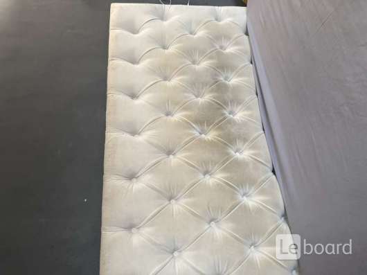 Кровать двуспальная 160х200 с матрасом