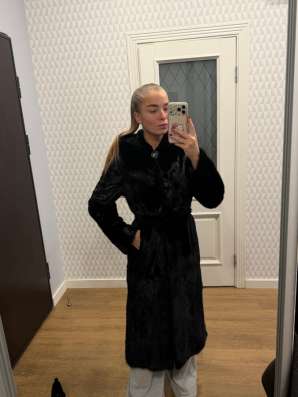 Продам норковую шубу