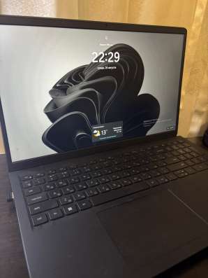 ноутбук vostro 3520
