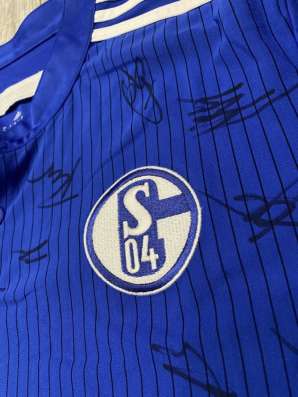 Футбольная футболка ФК Шальке 04 SHALKE 04 с автографами в Уфе фото 8