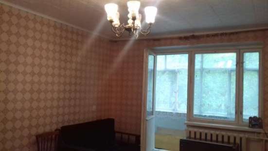 Продам двухкомнатную квартиру в Воскресенске. Жилая площадь 52 кв.м. Этаж 1. Дом кирпичный.