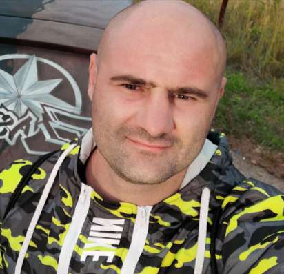 Евген, 35 лет, хочет пообщаться