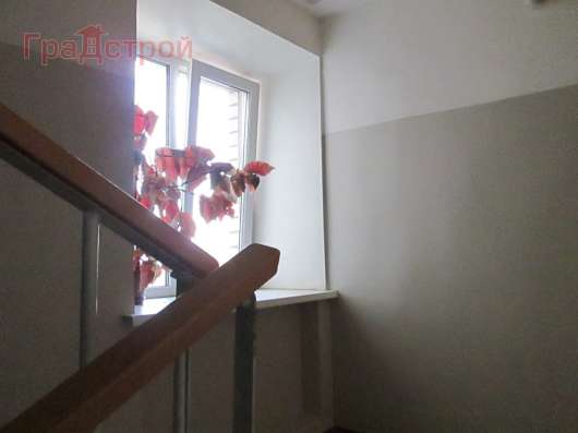 Продам трехкомнатную квартиру в Вологда.Жилая площадь 90,10  кв.м.Дом кирпичный.Есть Балкон. в Вологде фото 12