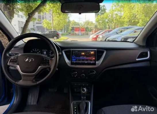 Hyundai Solaris в Москве фото 5