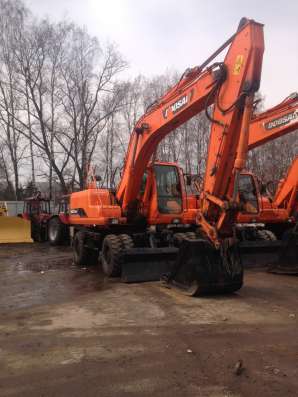 Экскаватор колесный DOOSAN в Химках фото 3