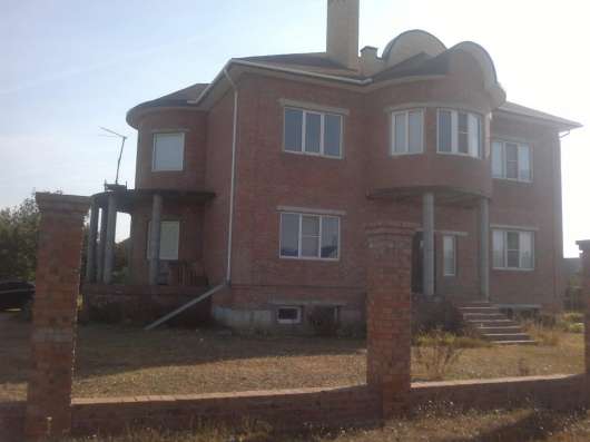 Продам дом в Батайск.Жилая площадь 540  кв.м. в Батайске фото 8