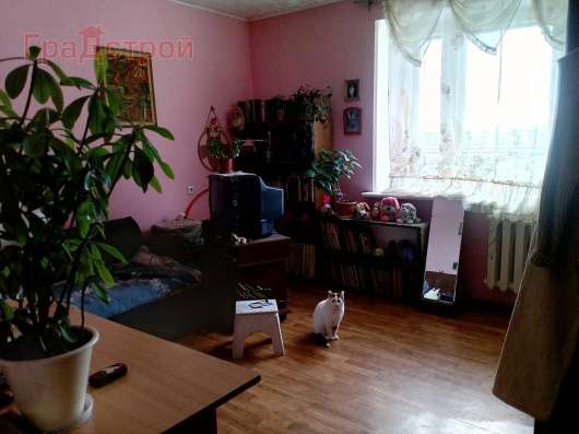 Продам двухкомнатную квартиру в Вологда.Жилая площадь 65  кв.м.Этаж 10.Дом кирпичный.