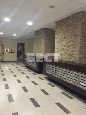 Продам двухкомнатную квартиру в Москве. Жилая площадь 96 кв.м. Этаж 3. Дом монолитный. в Москве