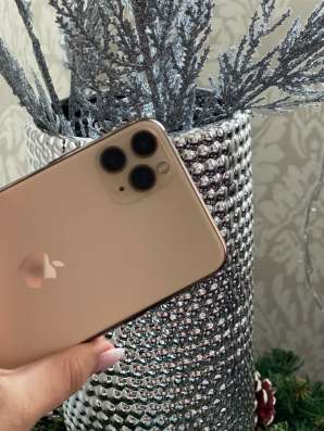 Продаю Apple iPhone 11 Pro 256Gb Gold фото 3