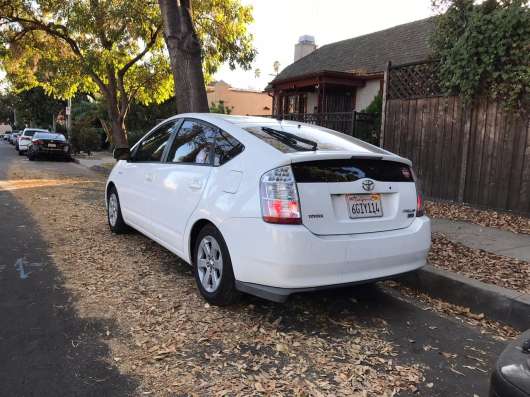 Toyota Prius фото 7