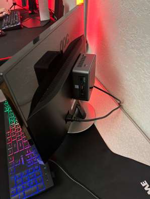 Мини-компьютер NUC i3-7100U 8/120 GB в Москве