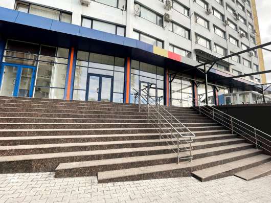 Chirie spațiu comercial, Stauceni 50 m2 фото 3