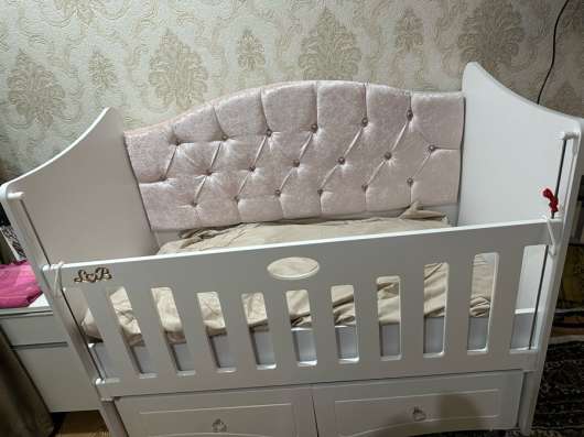 Детская кроватка lovely baby