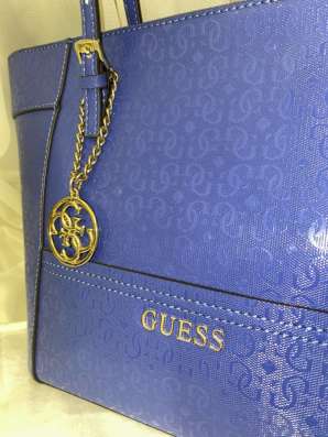 Сумка Guess