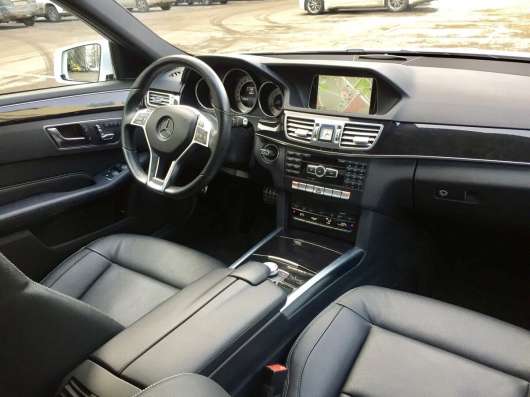 Mercedes-Benz E-Класс 300 в Москве фото 9