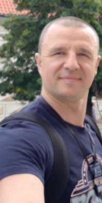 Jaroslav, 40 лет, хочет пообщаться