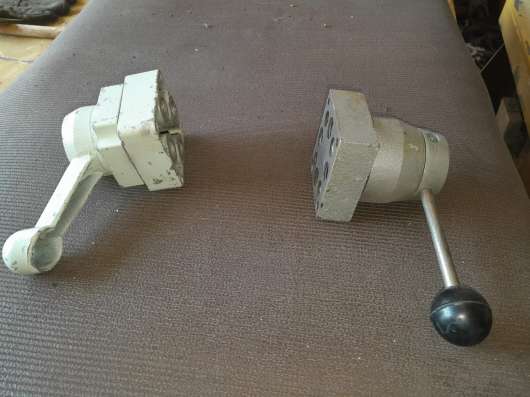 Пневмораспределители крановые B71-22A