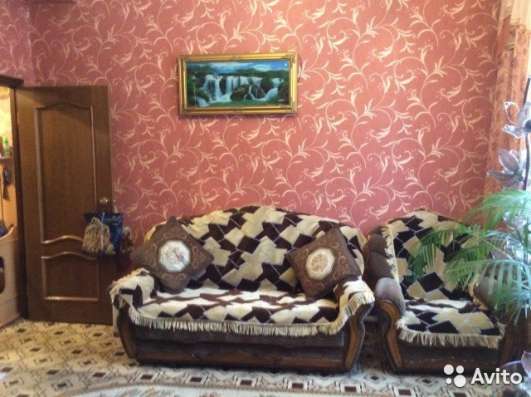 Продам двухкомнатную квартиру в Воскресенске. Жилая площадь 44 кв.м. Этаж 1. Дом панельный.