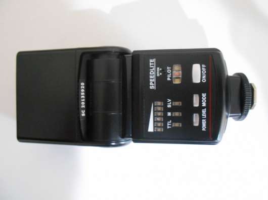 Фотовспышка Yashica ys7100 в Волгограде фото 4