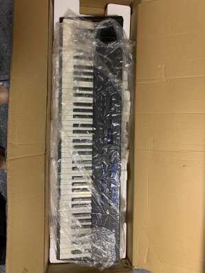 Профессиональный синтезатор KURZWEIL SP4-7 в Астрахани