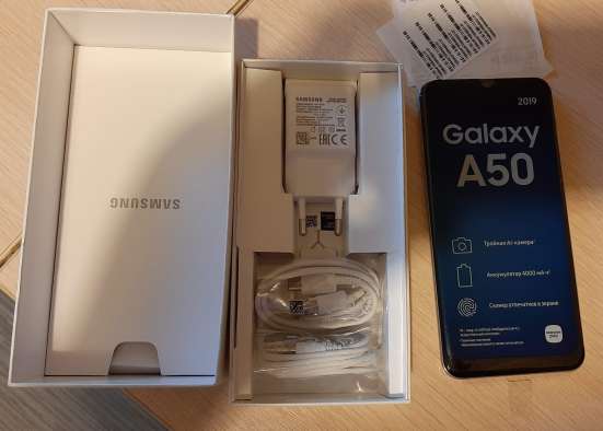 Телефон Samsung A50 64 GB новый в Москве фото 4
