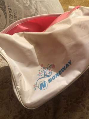 Коньки+сумка+защитные принадлежности в Самаре