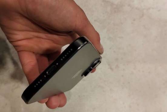 iPhone 16 pro max 512gb sim +esim в Москве фото 4