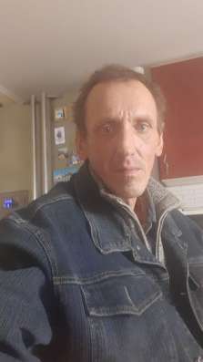Иван, 44 года, хочет пообщаться