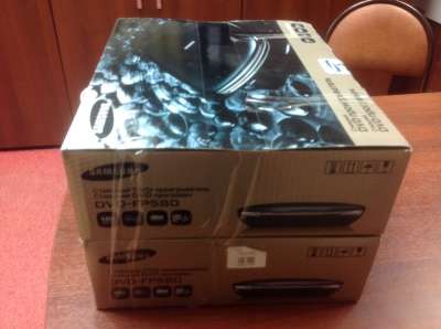 Портативный DVD-проигрыватель SAMSUNG DVD-FP580 в Москве