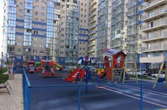 Продам однокомнатную квартиру в Краснодар.Жилая площадь 38,90  кв.м.Этаж 5.Дом монолитный.