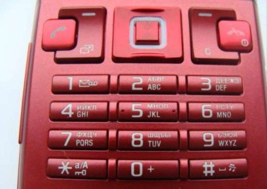 Новый Sony Ericsson T700i (оригинал, комплект) в Москве фото 8