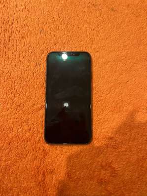 Продам айфон x. на 64GB