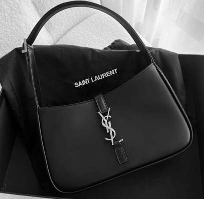 Сумка черная Yves Saint Laurent