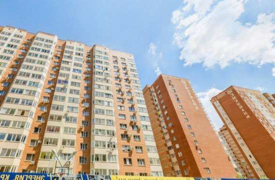 Продам трехкомнатную квартиру в Краснодар.Жилая площадь 70  кв.м.Этаж 14.Дом кирпичный.