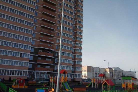 Продам однокомнатную квартиру в Краснодар.Жилая площадь 36  кв.м.Этаж 3.Дом кирпичный.