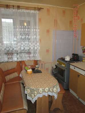 Продам двухкомнатную квартиру в Вологда.Жилая площадь 48  кв.м.Дом кирпичный.Есть Балкон. в Вологде