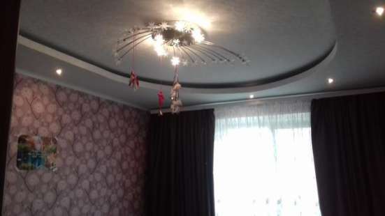 Продам двухкомнатную квартиру в Коломне. Жилая площадь 54 кв.м. Этаж 7. Дом панельный.
