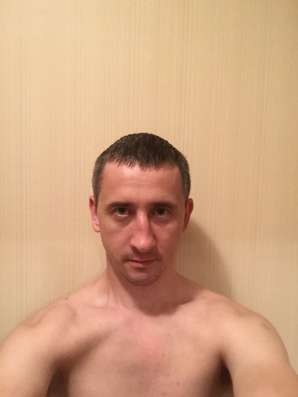 Дэн, 37 лет, хочет познакомиться