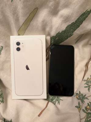 IPhone 11, 128 гб, белый - в отличном состоянии