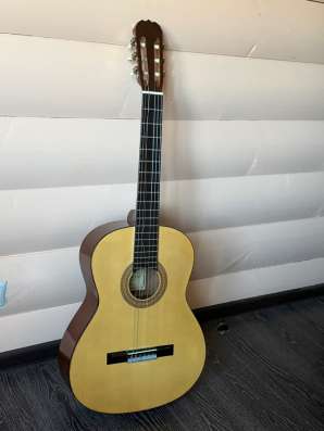 Гитара Hohner hc-06