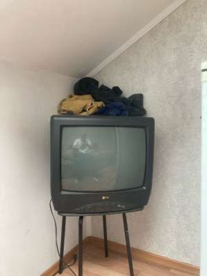 Продам телевизор и холодильник