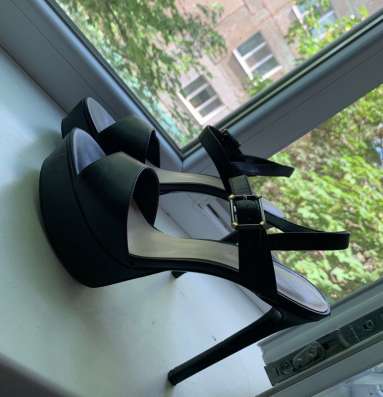 Туфли «Charles & Keith» фото 4