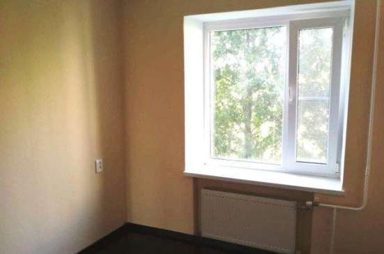 Продам трехкомнатную квартиру в Краснодар.Жилая площадь 60  кв.м.Этаж 4.Дом кирпичный.