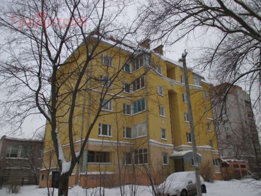 Продам трехкомнатную квартиру в Вологда.Жилая площадь 104  кв.м.Этаж 2.Дом кирпичный. в Вологде