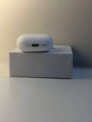 AirPods 4 в Санкт-Петербурге фото 3