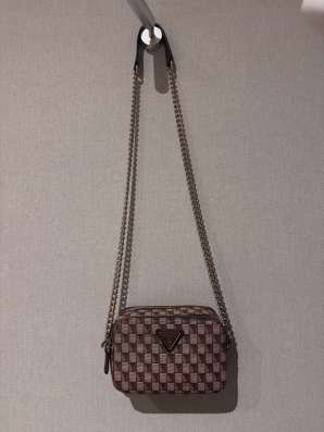 Сумка Guess
