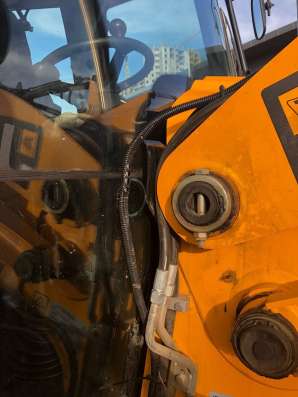 Экскаватор-погрузчик JCB 3CX в Москве фото 6