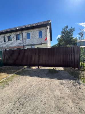 Установка забора из штакетника в Бронницах фото 3